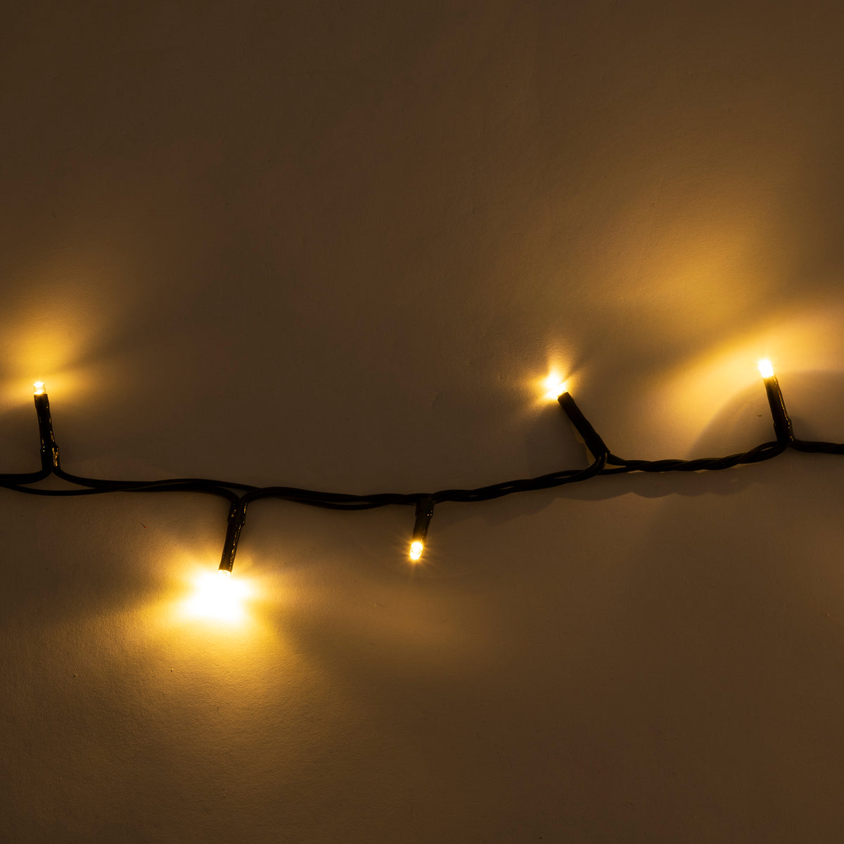 Catena Luminosa Da 500 Led Con Telecomando – Perfetta Per Decorazioni Interne Ed Esterne - 2