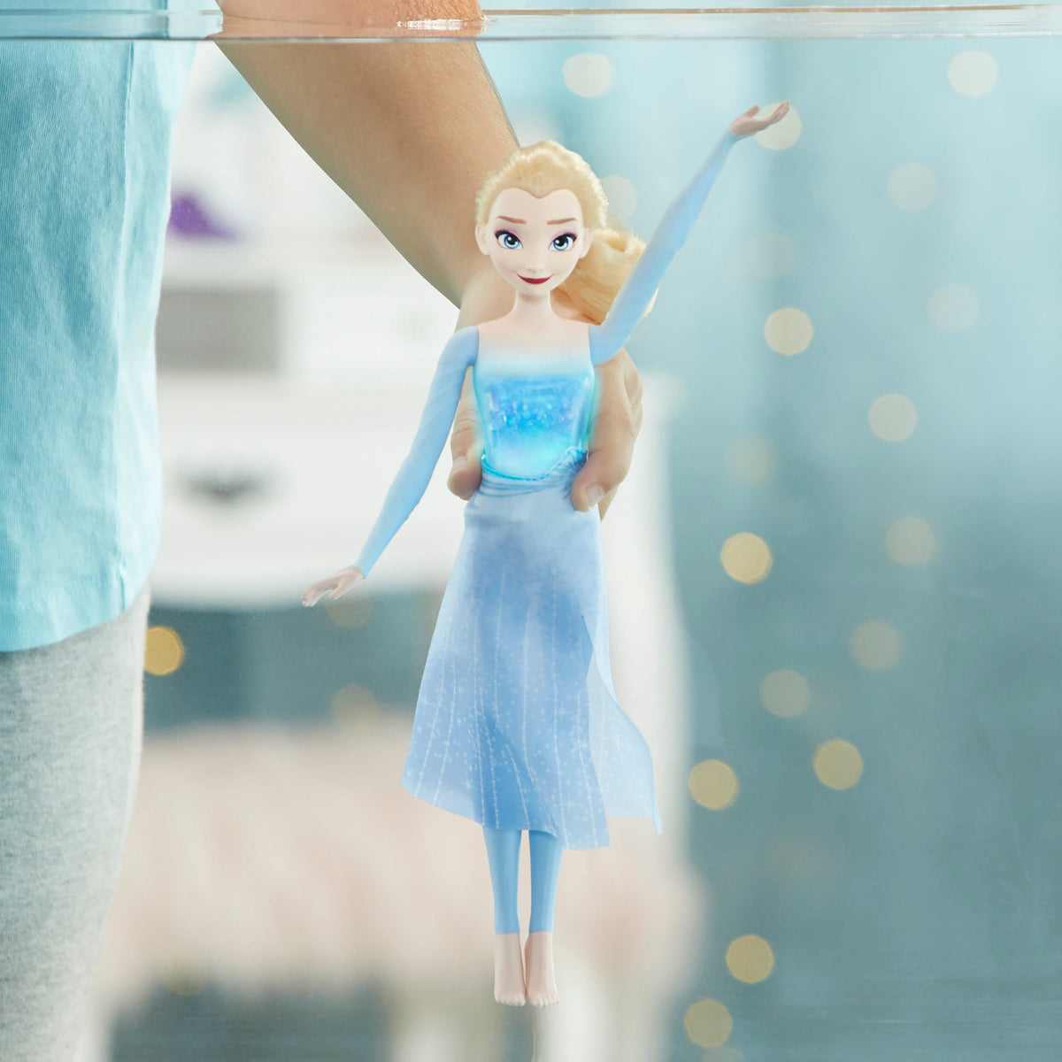 Hasbro Disney Frozen - Elsa Brilla sott'acqua - Giocheria