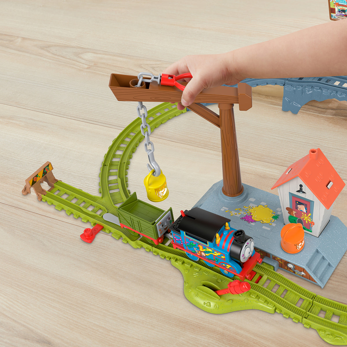 FISHER PRICE Il Trenino Thomas Pista Avventure a Colori Set per la Shop On Line Happy Casa Store