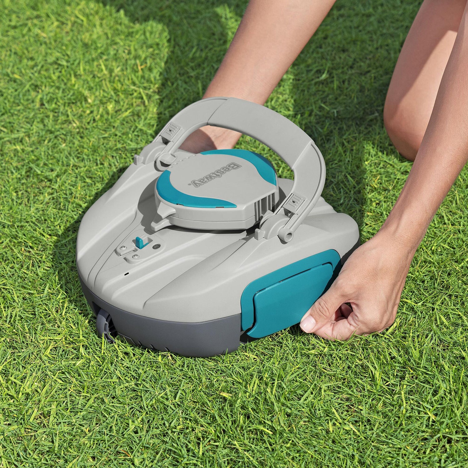 BESTWAY - Robot pulitore per la pulizia della piscina AquaTronix G100
