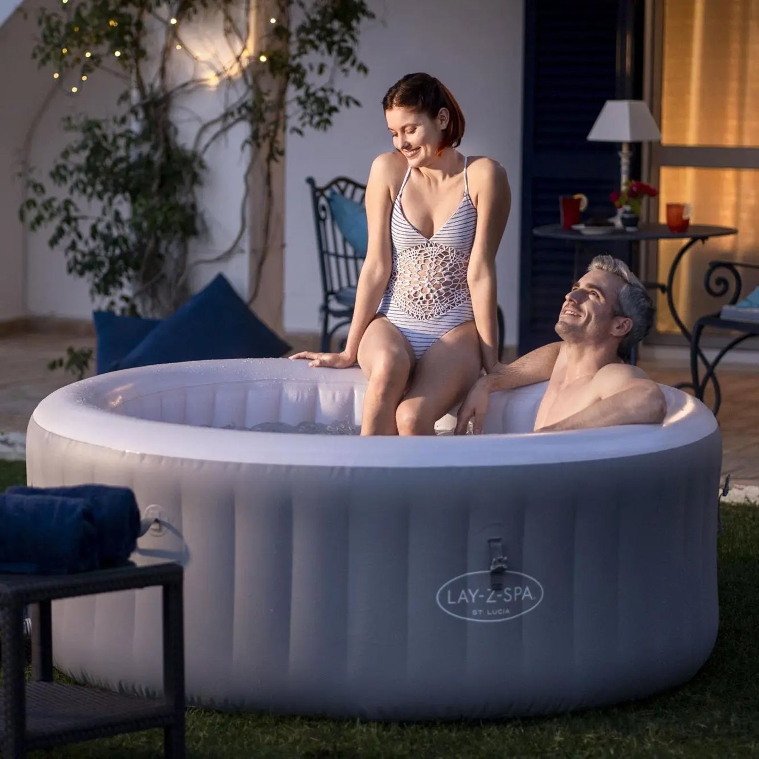 BESTWAY - Spa Idromassaggio Lay-Z-Spa St. Lucia AirJet 3 Posti Grigio chiaro - altezza 66 cm diametro 170 cm