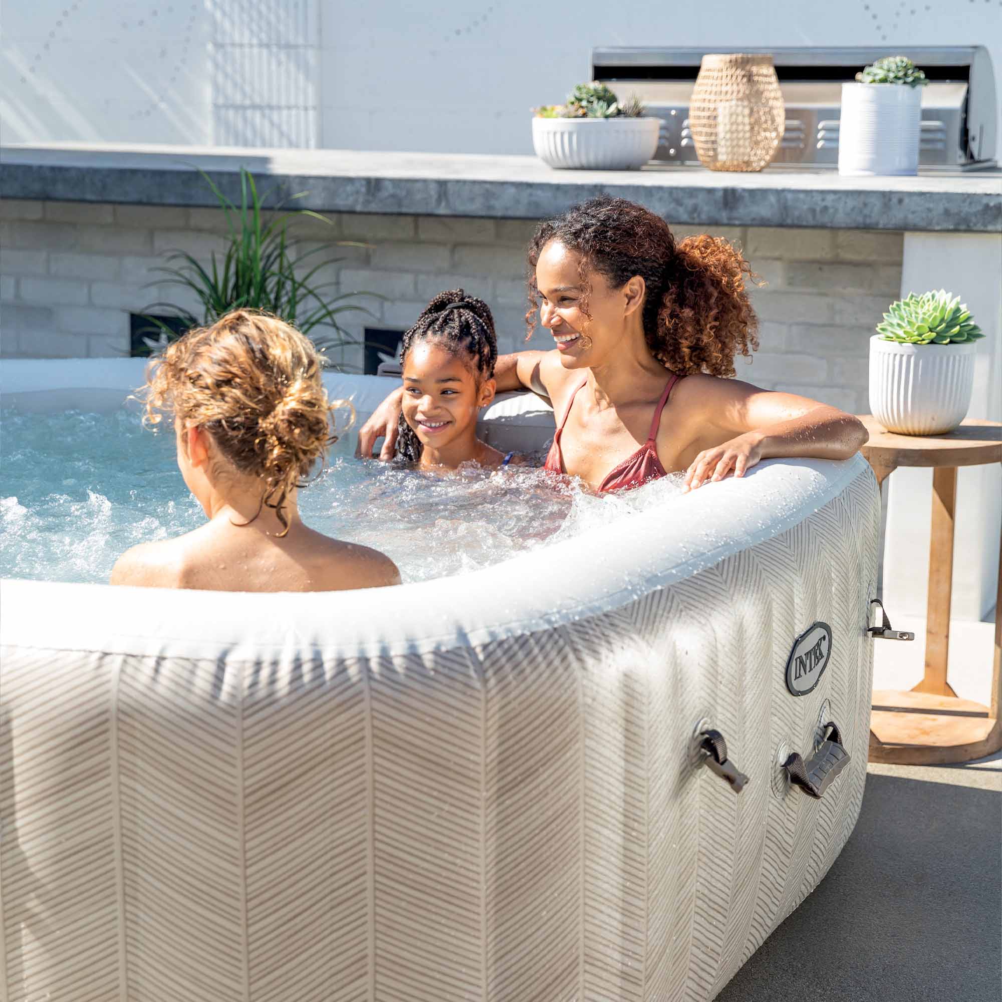 INTEX - Spa Idromassaggio PureSpa™ Bubble Chevron Deluxe™ 6 Posti Effetto Rigato - altezza 71x239x239 cm