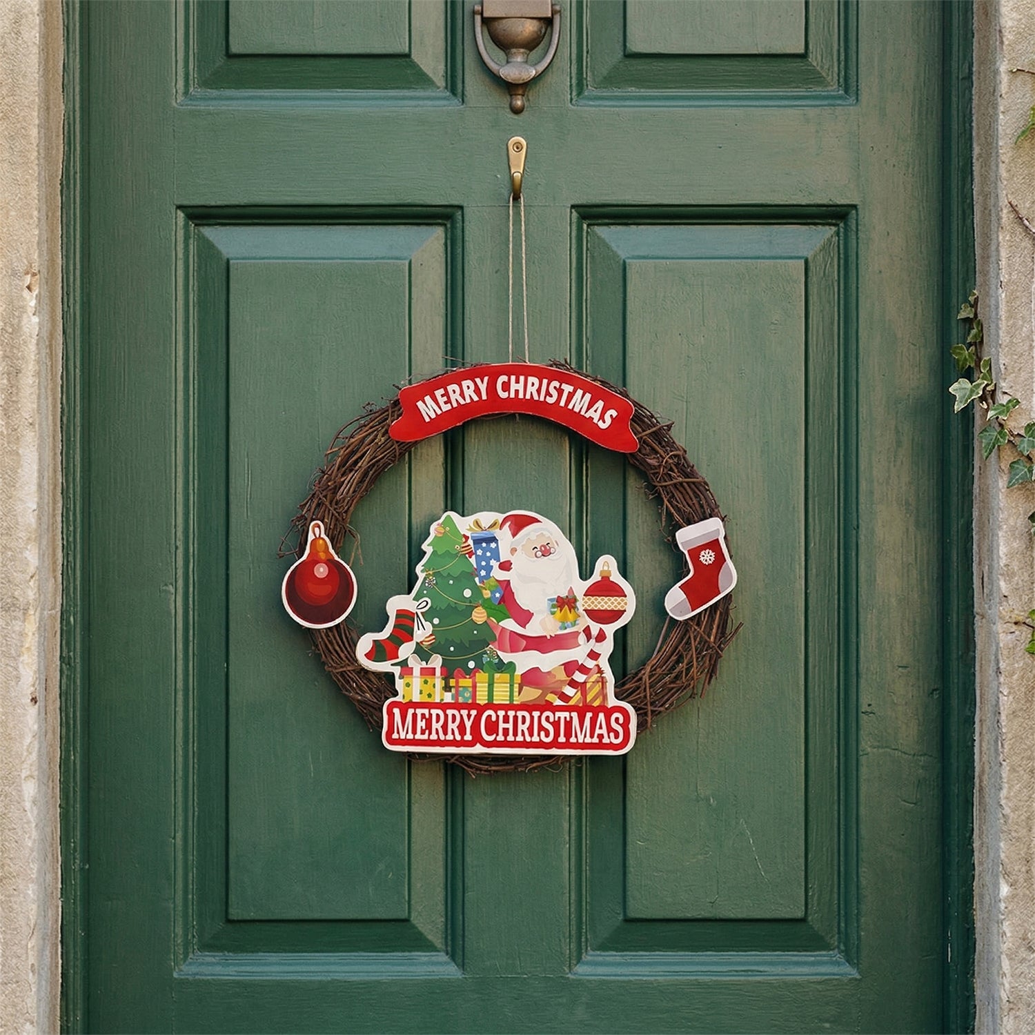 VESTIAMO CASA GRAN NATALE - Ghirlanda Natalizia Decorativa con Personaggi e Scritta Merry Christmas diametro 26 cm