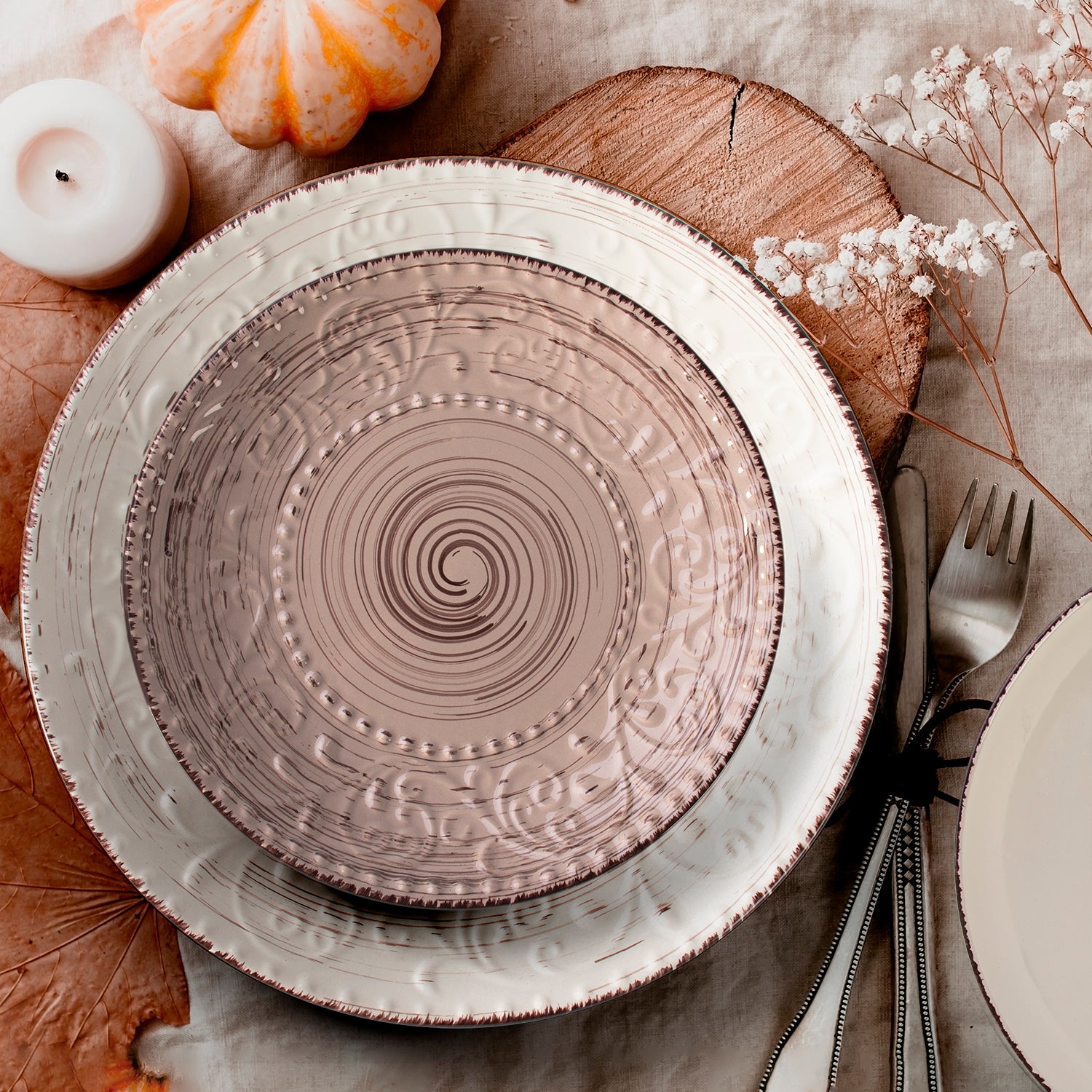 GUSTO CASA - Servizio di piatti Terra d'Ombra Embossed Pad in stoneware - 18 pezzi