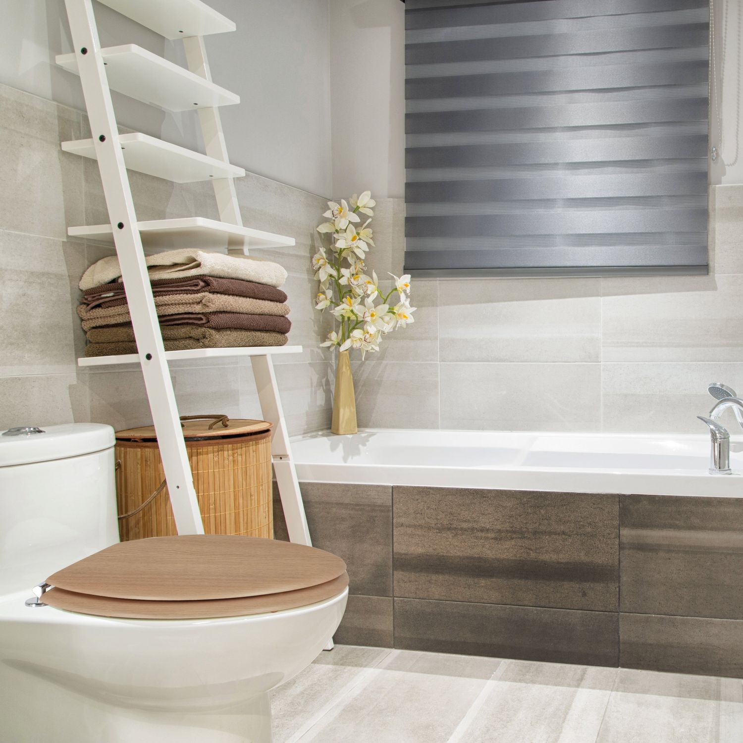 VESTIAMO CASA - Copriwater in legno Rovere Sonoma 37x43,4 cm