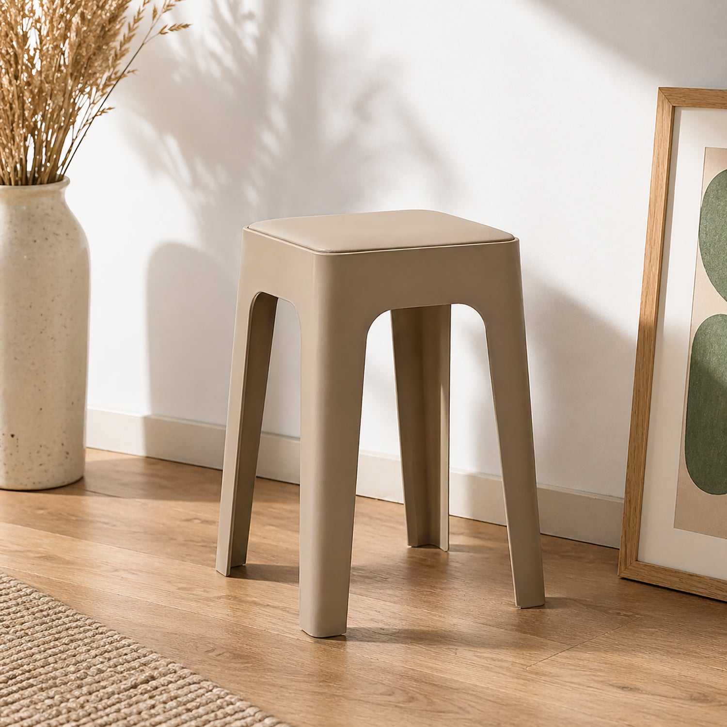 VESTIAMO CASA - Sgabello in Polipropilene Multiuso - h47x28x28 cm