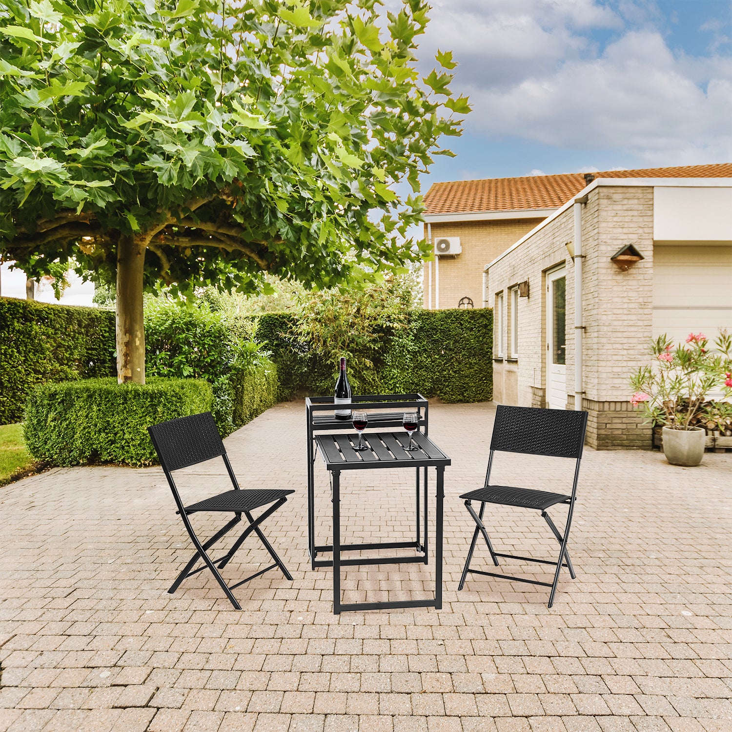 VESTIAMO CASA GIARDINO - Set Tavolo con 2 Sedie e Portabottiglie