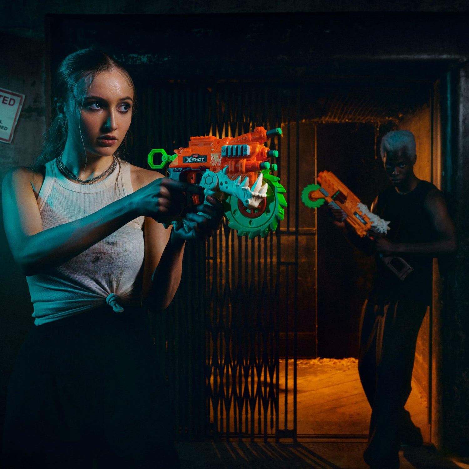 ZURU - XShot Insanity HorrorFire Reaper X con Lama Rotante e 8 Dardi inclusi