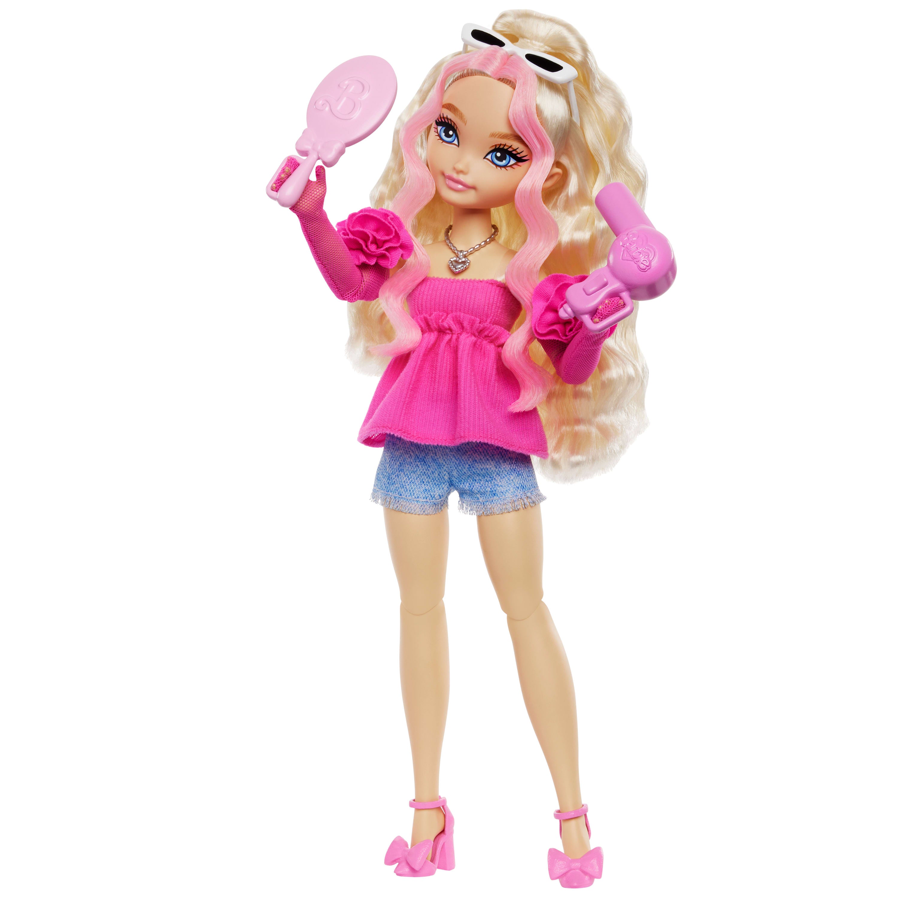 MATTEL - Barbie Dream Besties Bambola Malibu con 8 Accessori a Tema Capelli & Make-Up