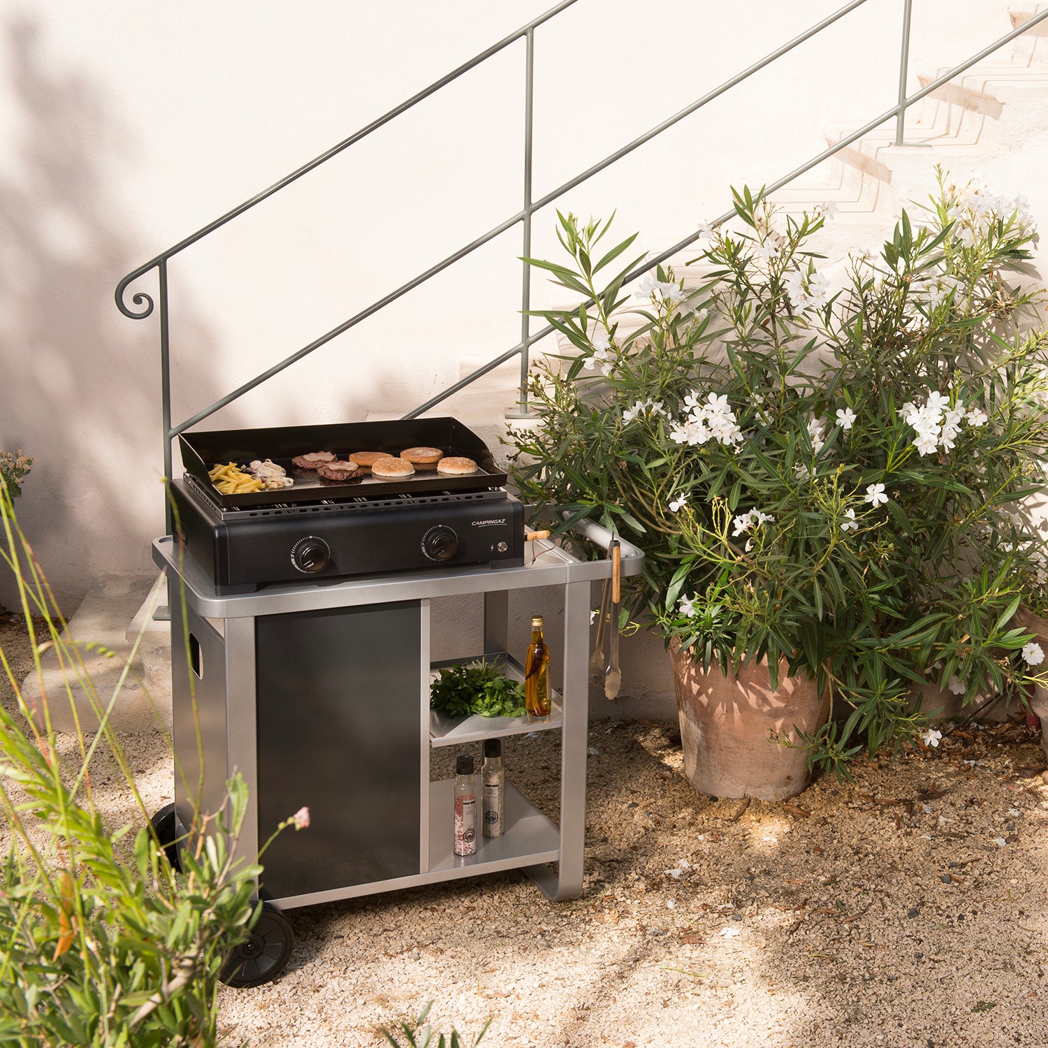 CAMPINGAZ - Barbecue a gas Plancha Othello 2