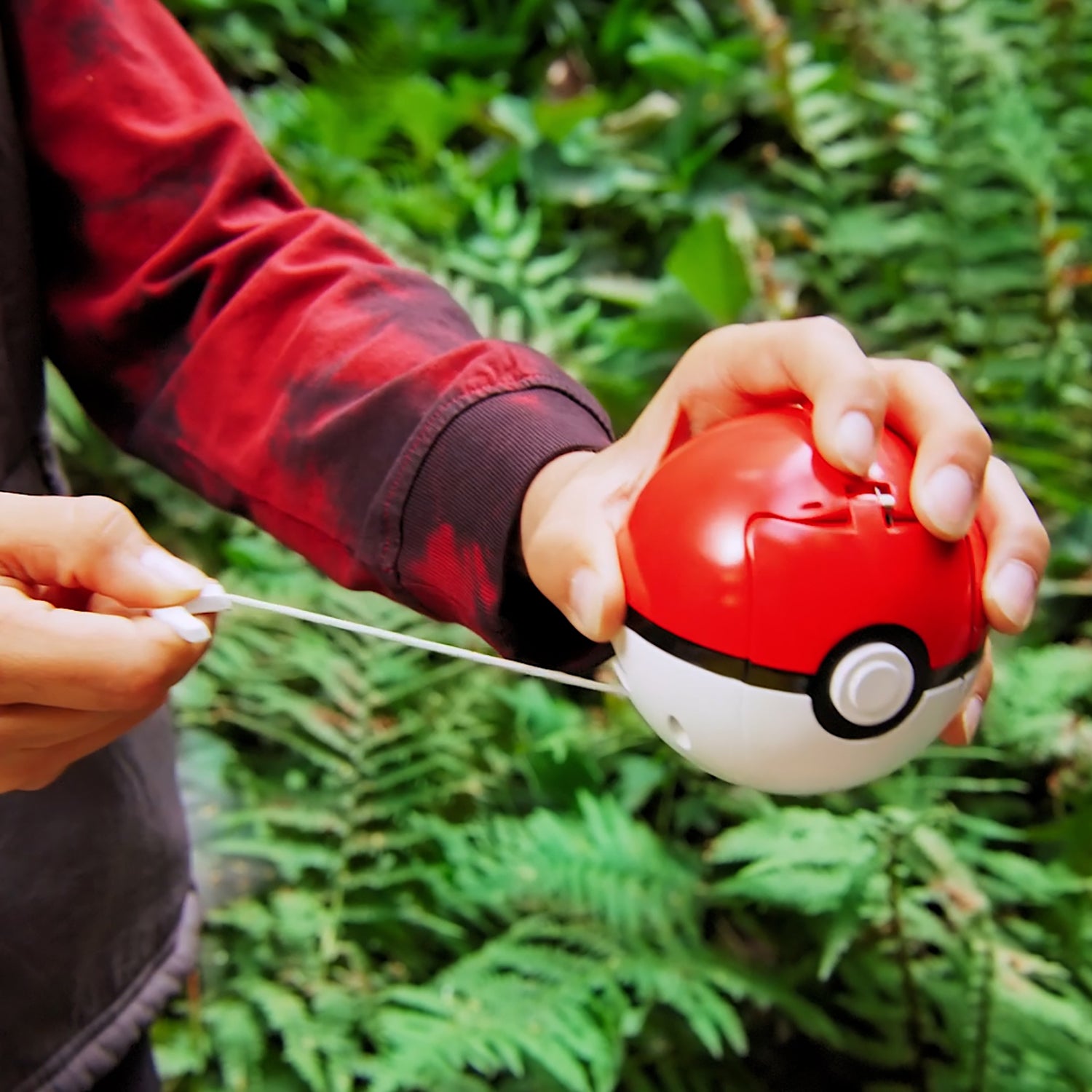 REI TOYS - Pokémon Battle Spinner Pack con Poké Ball