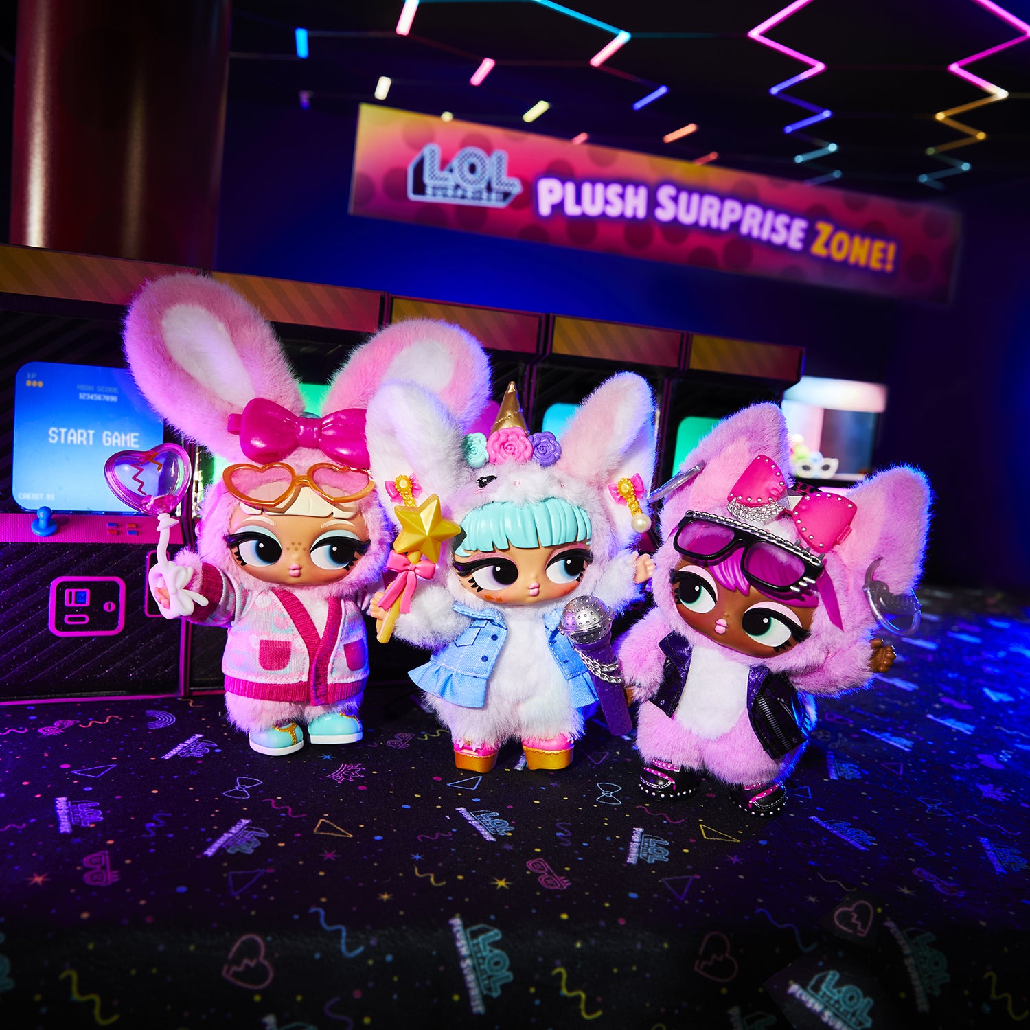 MGA ENTERTAINMENT - LOL Surprise Plush Surprise Personaggio Peluche con 7 Sorprese e Accessori 3+ Anni