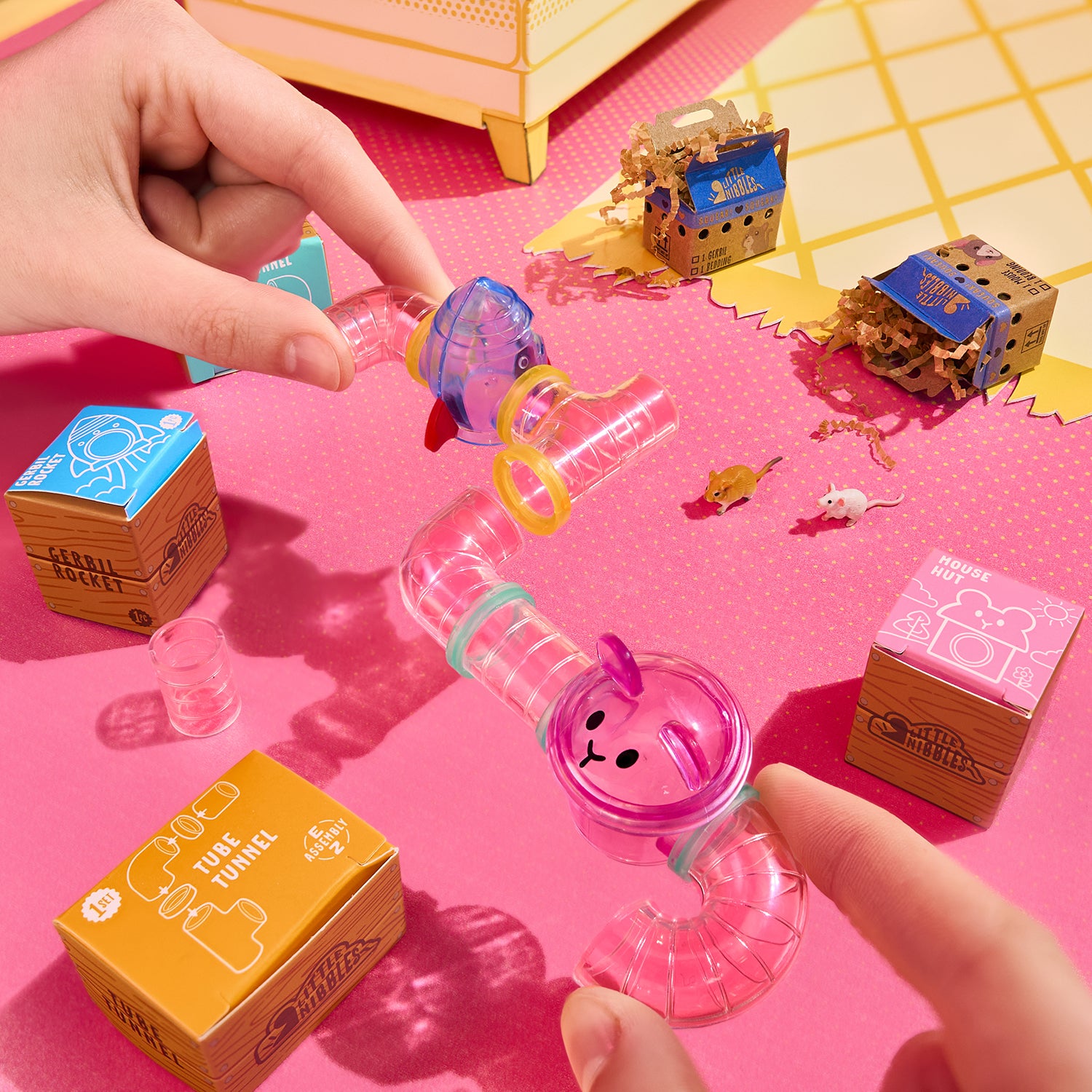 MGA ENTERTAINMENT - Miniverse Make It Mini Animals Series 2 Mini Animale con Habitat a Sorpresa 8+ Anni