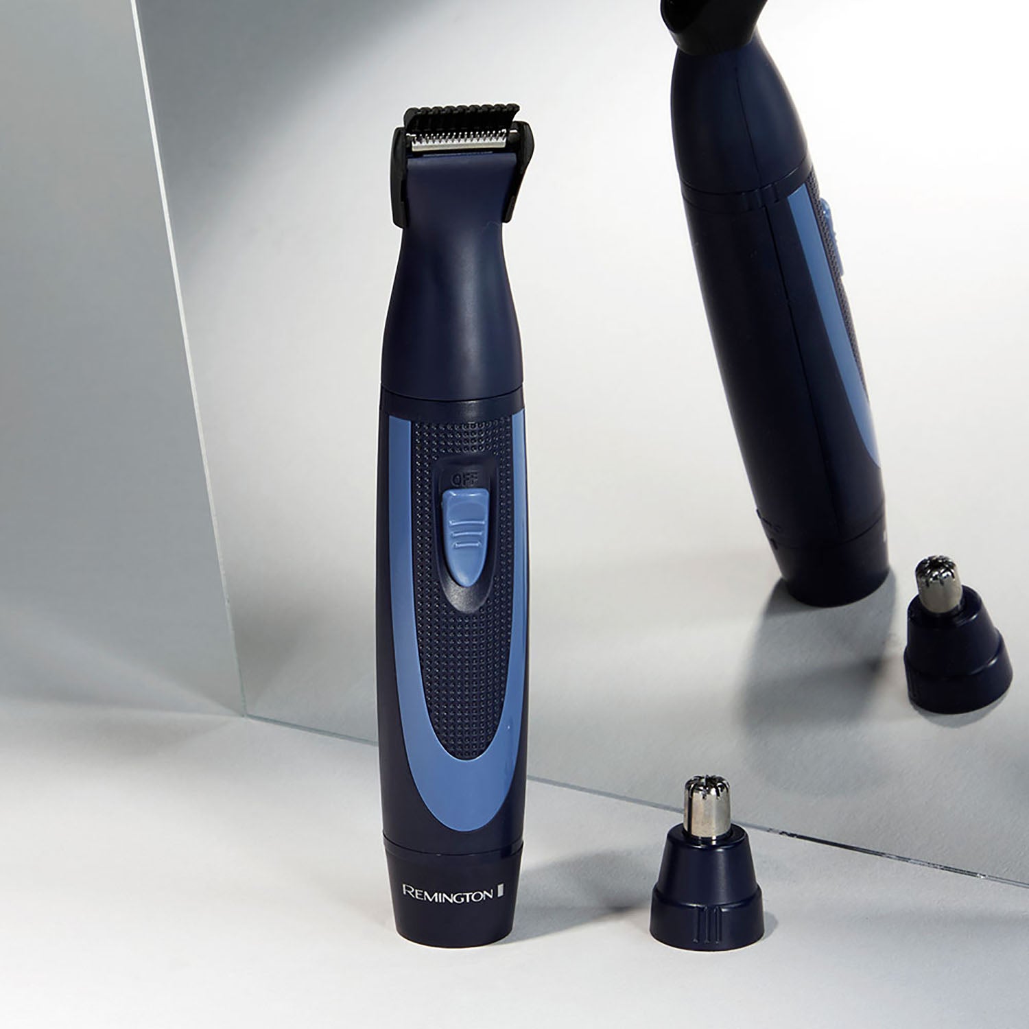 REMINGTON - Kit da Viaggio 13 Pezzi per Styling & Grooming - Travel Kit NE3890