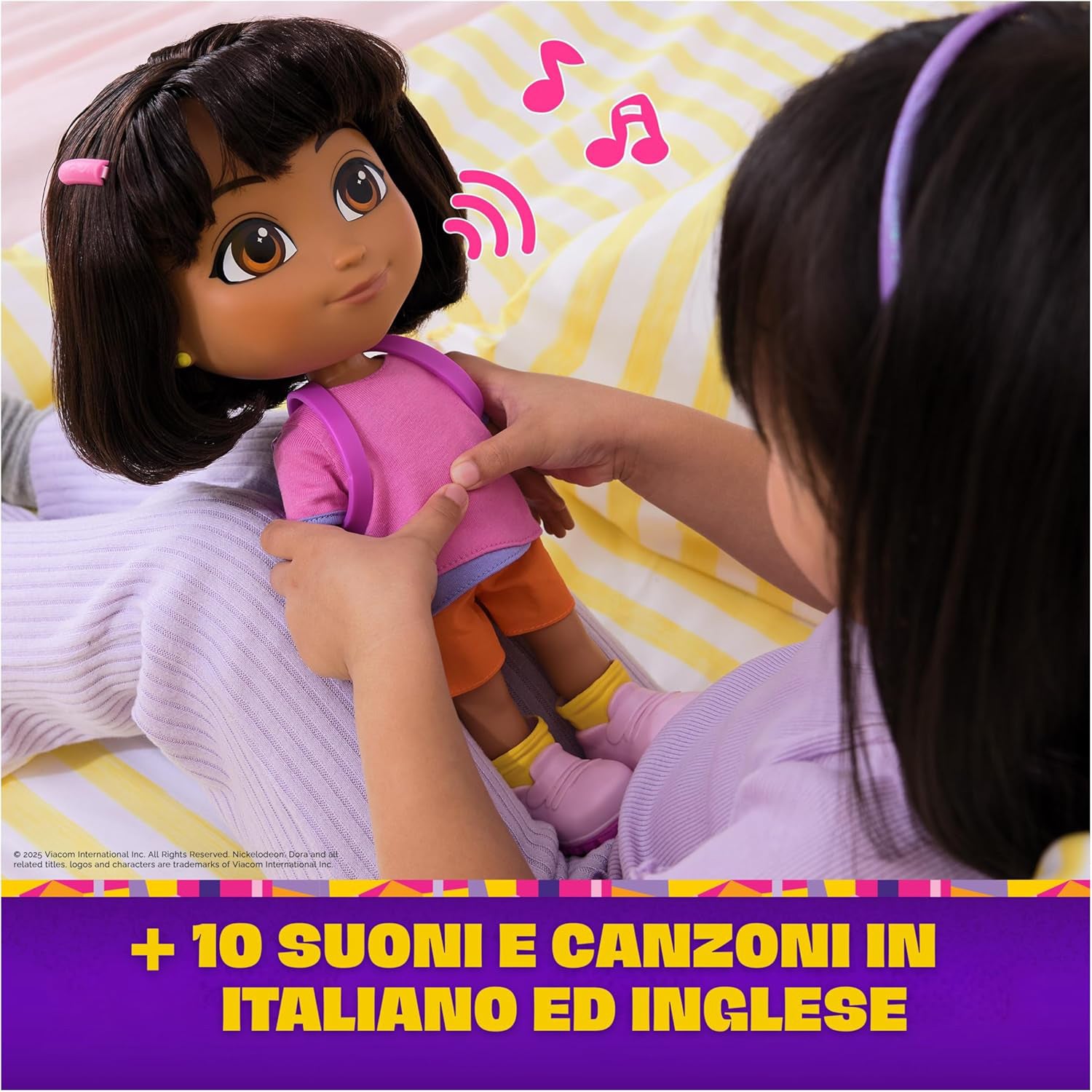SPIN MASTER - Dora l'Esploratrice Bambola Interattiva Canta ed Esplora h30,4 cm