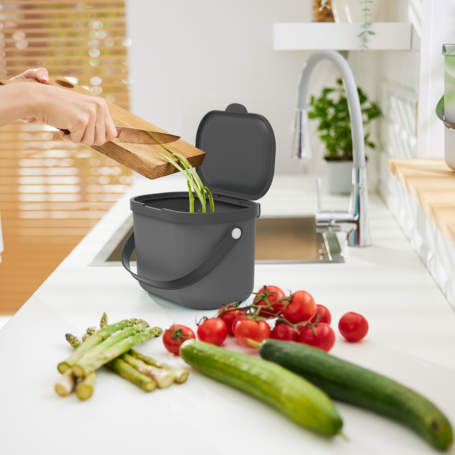 ROTHO  - Pattumiera Albula Antracite 3,2 litri - h14,7x22,2x17,2 cm