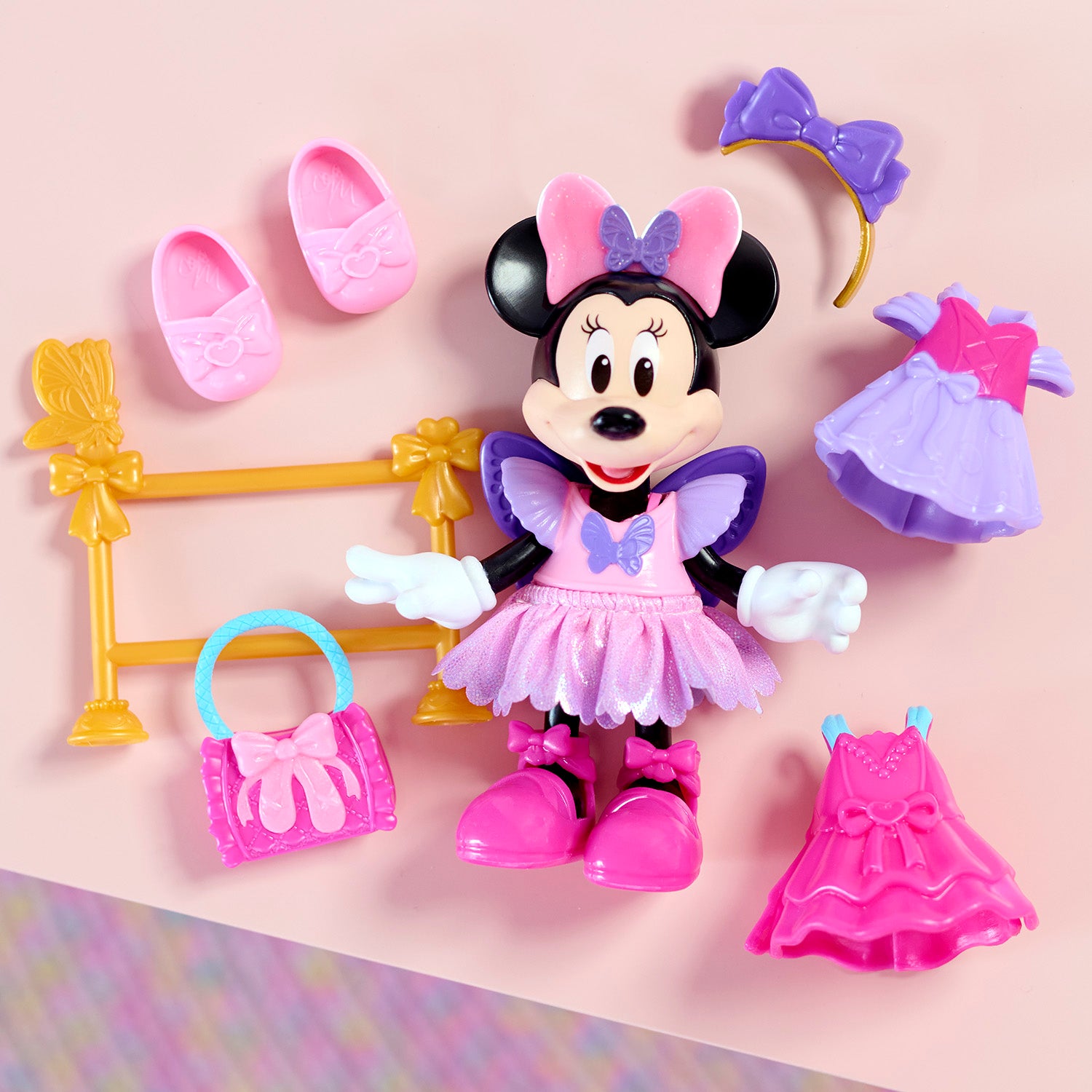 JUST PLAY - Disney Junior Minnie Fabulous Fashion Bambola Ballerina con Abiti e Accessori 3+ Anni