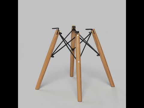 VESTIAMO CASA - Sedia da pranzo Nera in Polipropilene con gambe in legno di Faggio Nordica - h82x52x47 cm