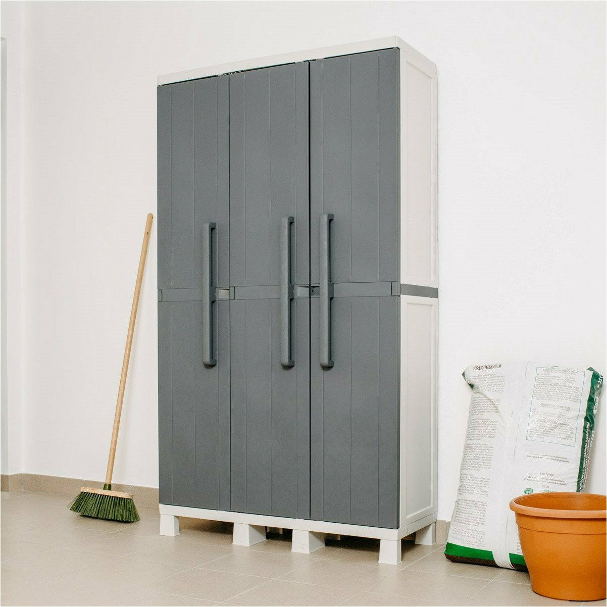 TOOMAX - Armadio 3 ante grigio Anniversary Midi - h173x97x37 cm