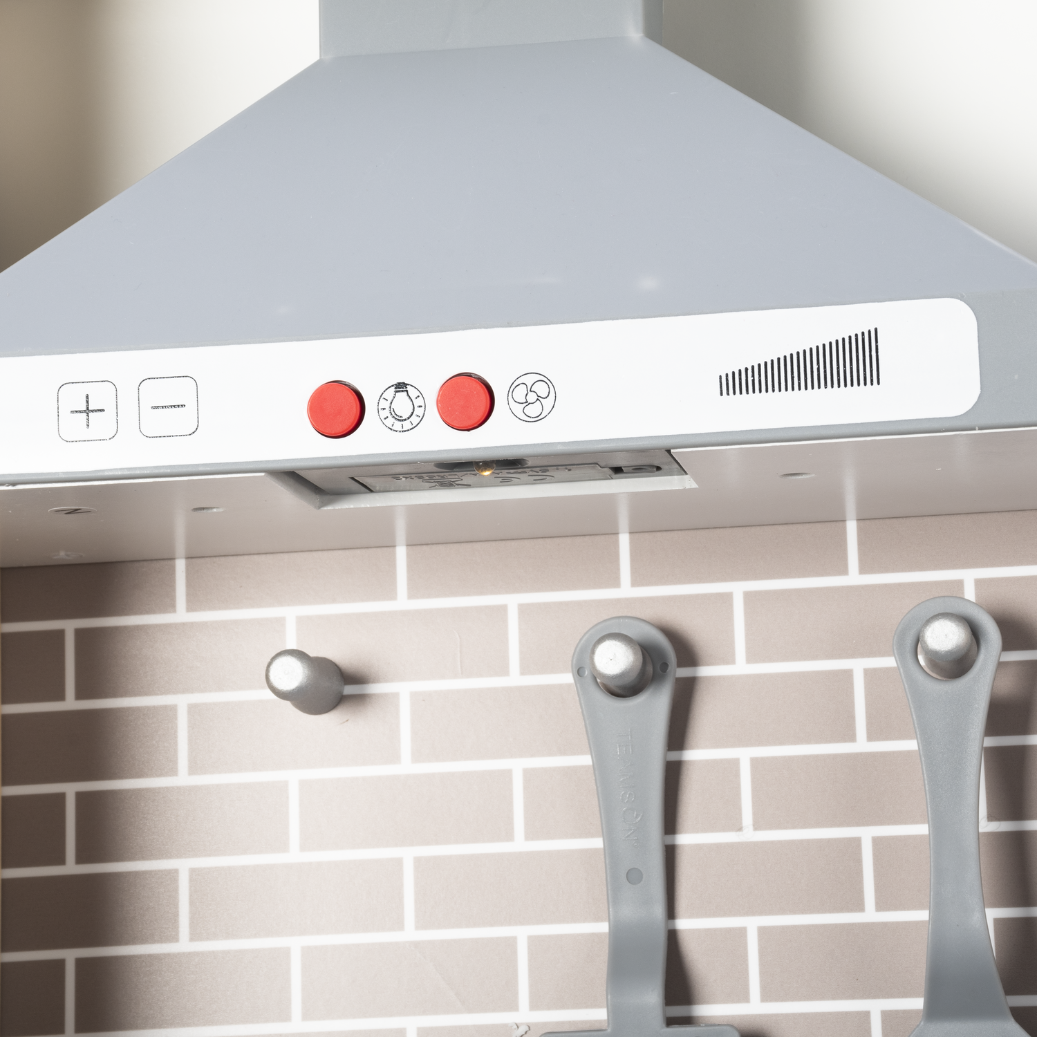 TU GIOCHI - Cucina in legno con luci e suoni reali - h110x62x30 cm